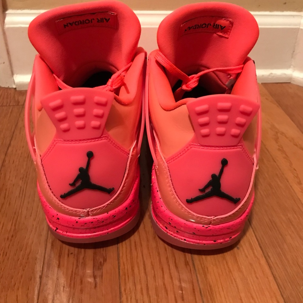 Air Jordan 4 - Picture 3 of 5